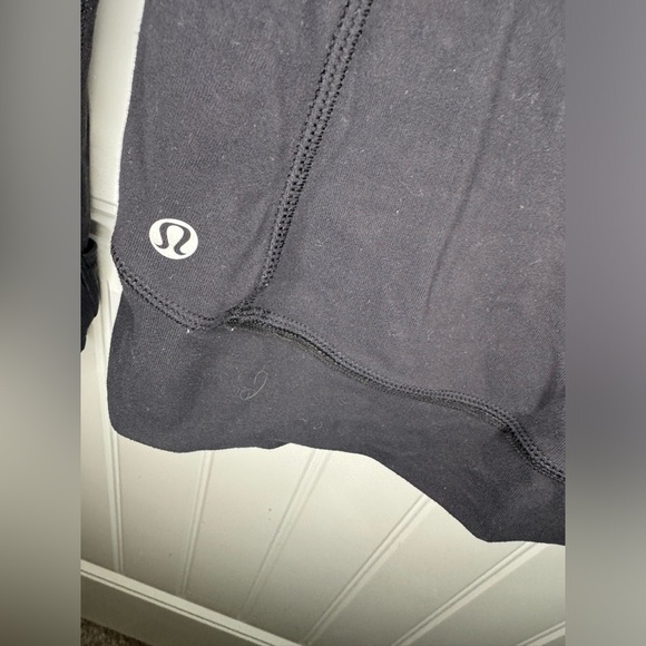 Lululemon Think Fast Half Zip Pullover Black / Parallel Stripe Black White - Picture 5 of 6